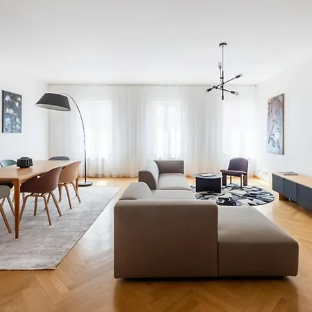 Deluxe 3 Bedrooms Apartamento Praga